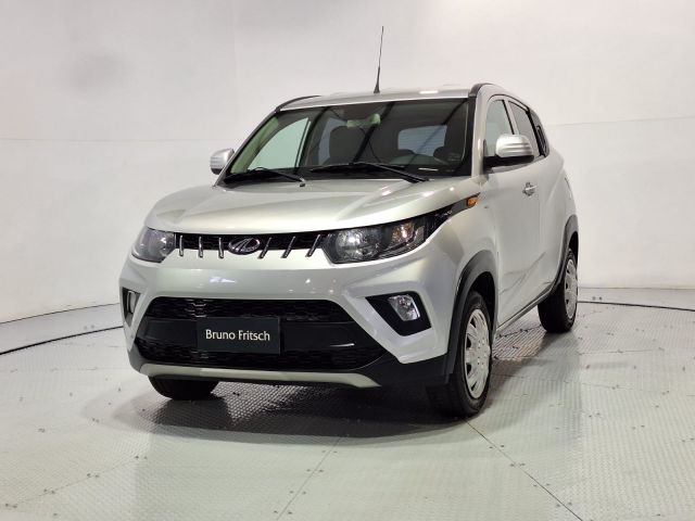KUV 100 HATCH BACK 1.2