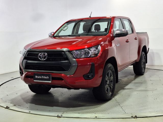 HI LUX DCAB MT 4X4 2.4